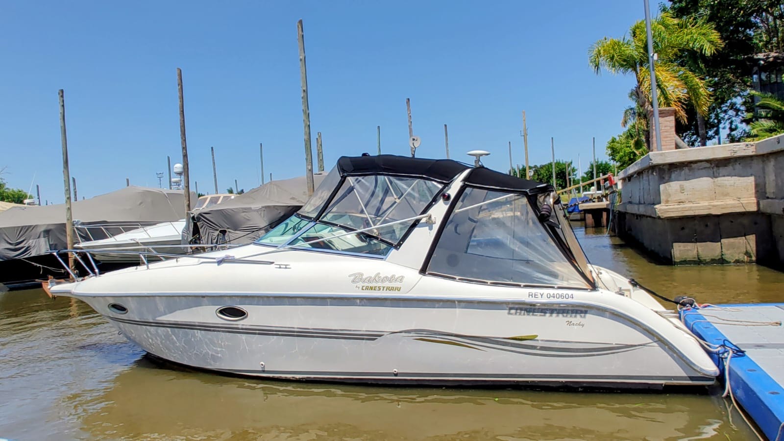 Canestrari Bakota 2006 Mercruiser 120 hp Diesel